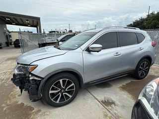 2019 Nissan Rogue SL - Exterior Side Driver Image